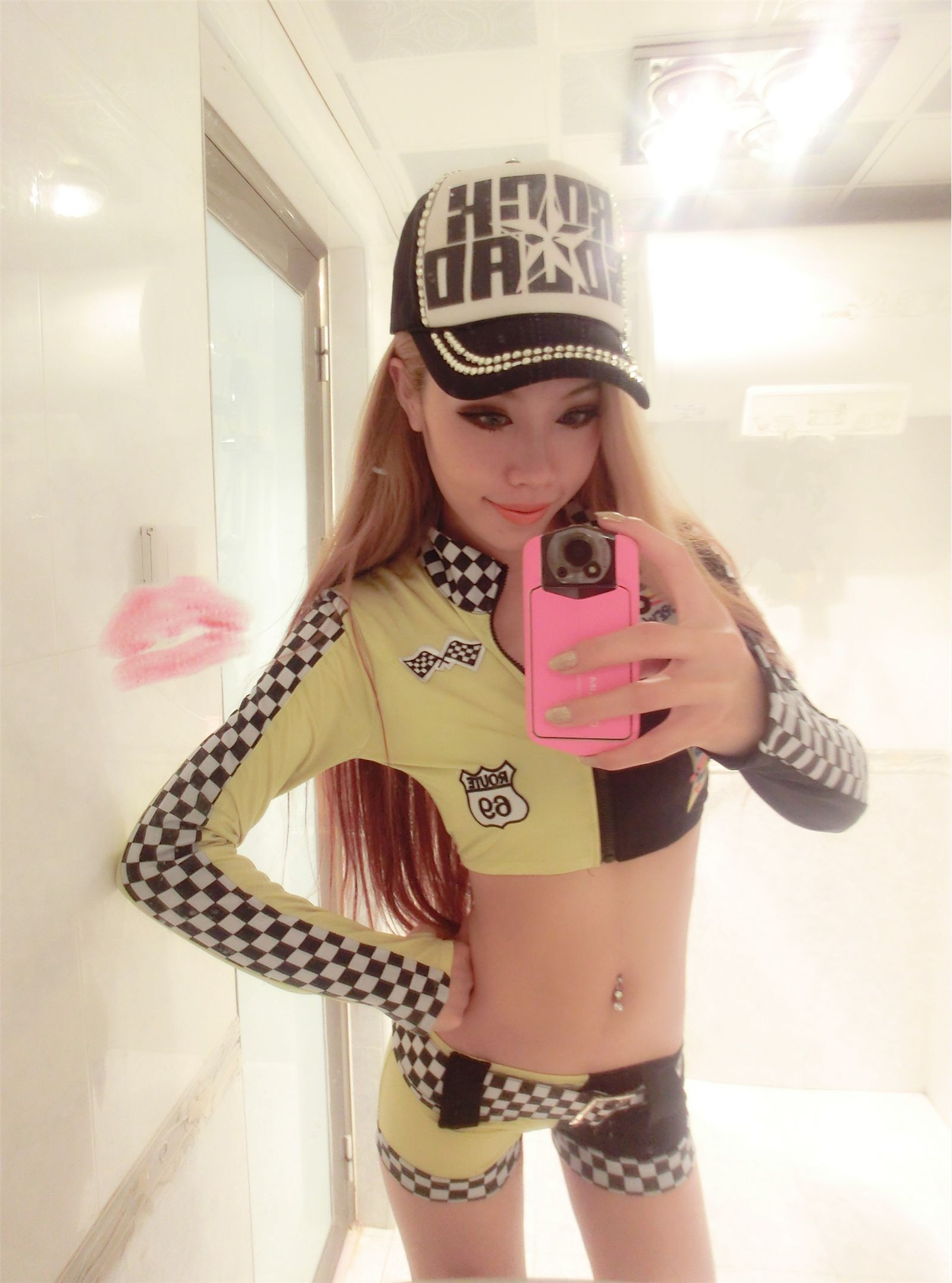 花哨尤物saisai的微博列表微女郎 2